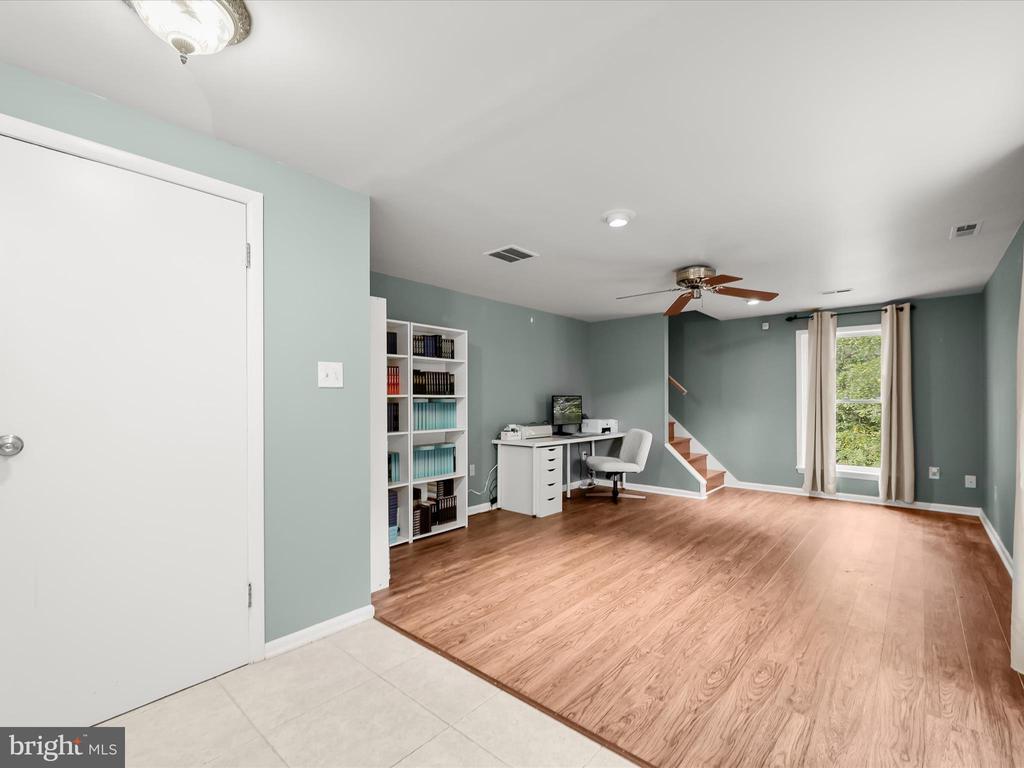 9008 FLICKER PLACE