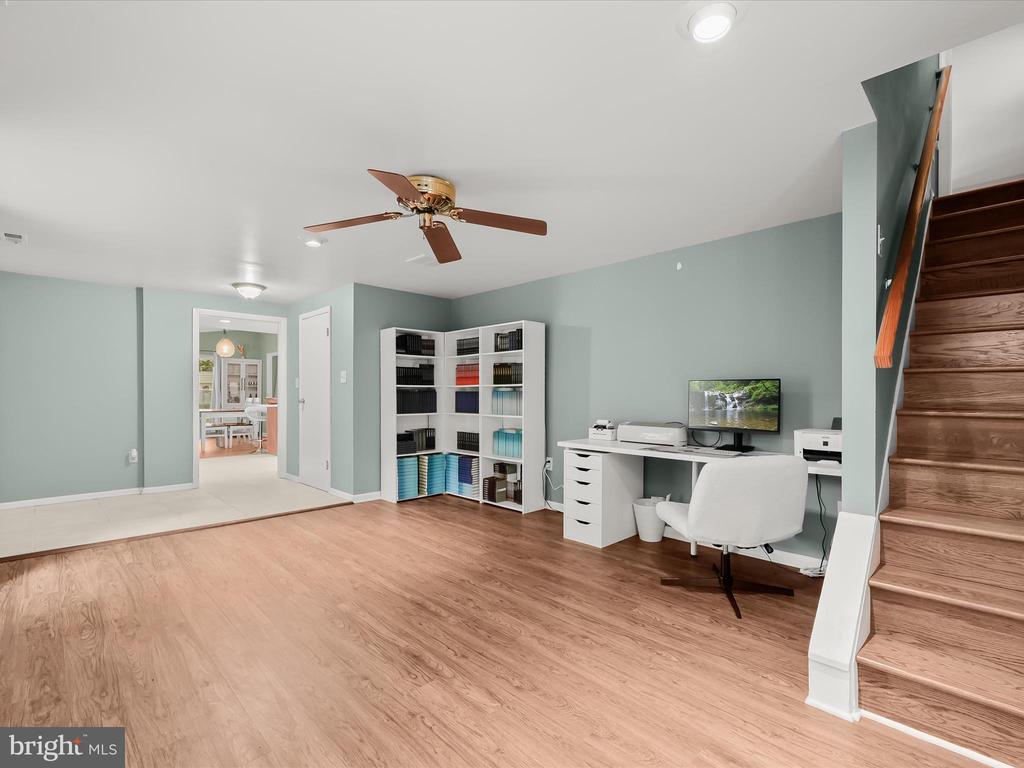 9008 FLICKER PLACE