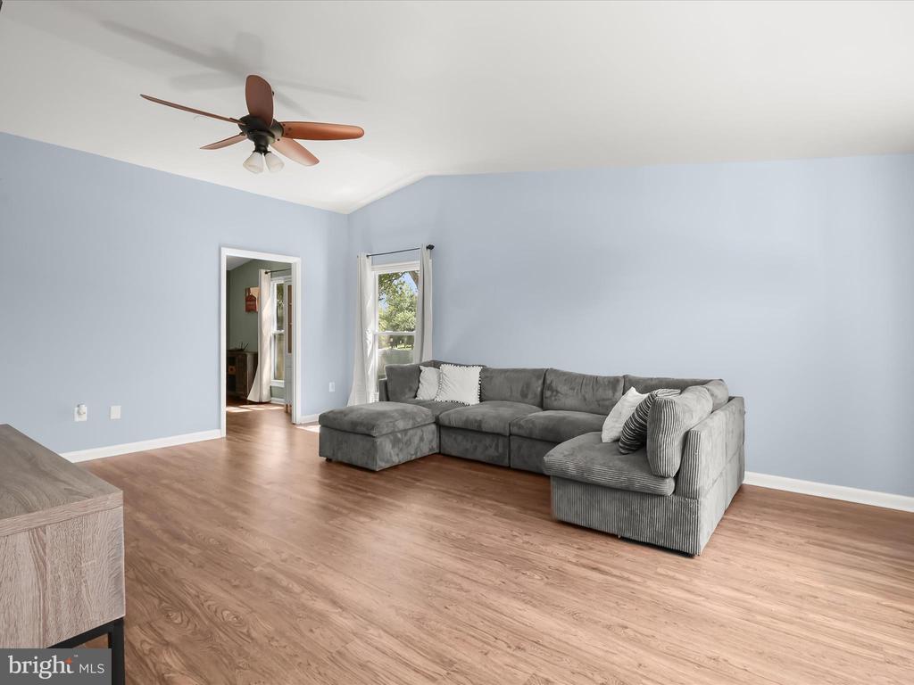 9008 FLICKER PLACE