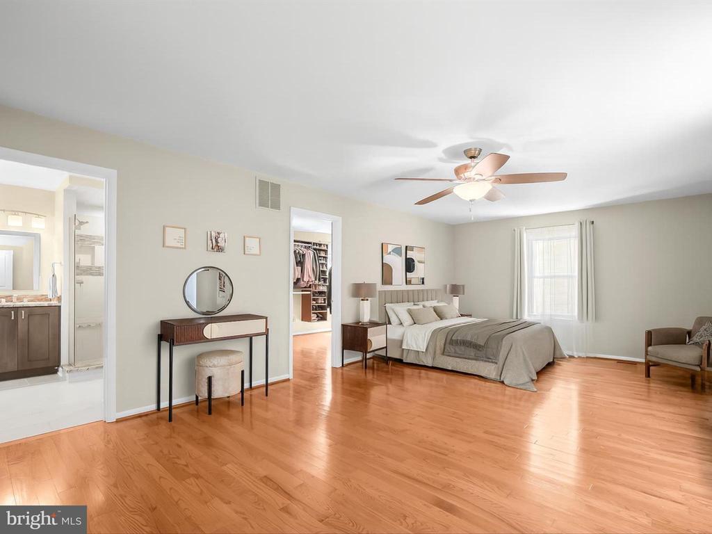 9008 FLICKER PLACE
