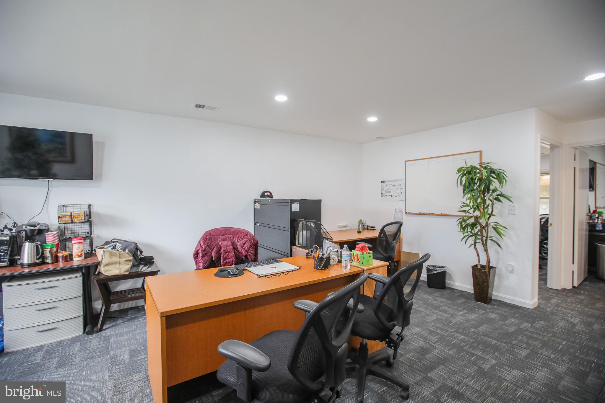 15839 CRABBS BRANCH WAY