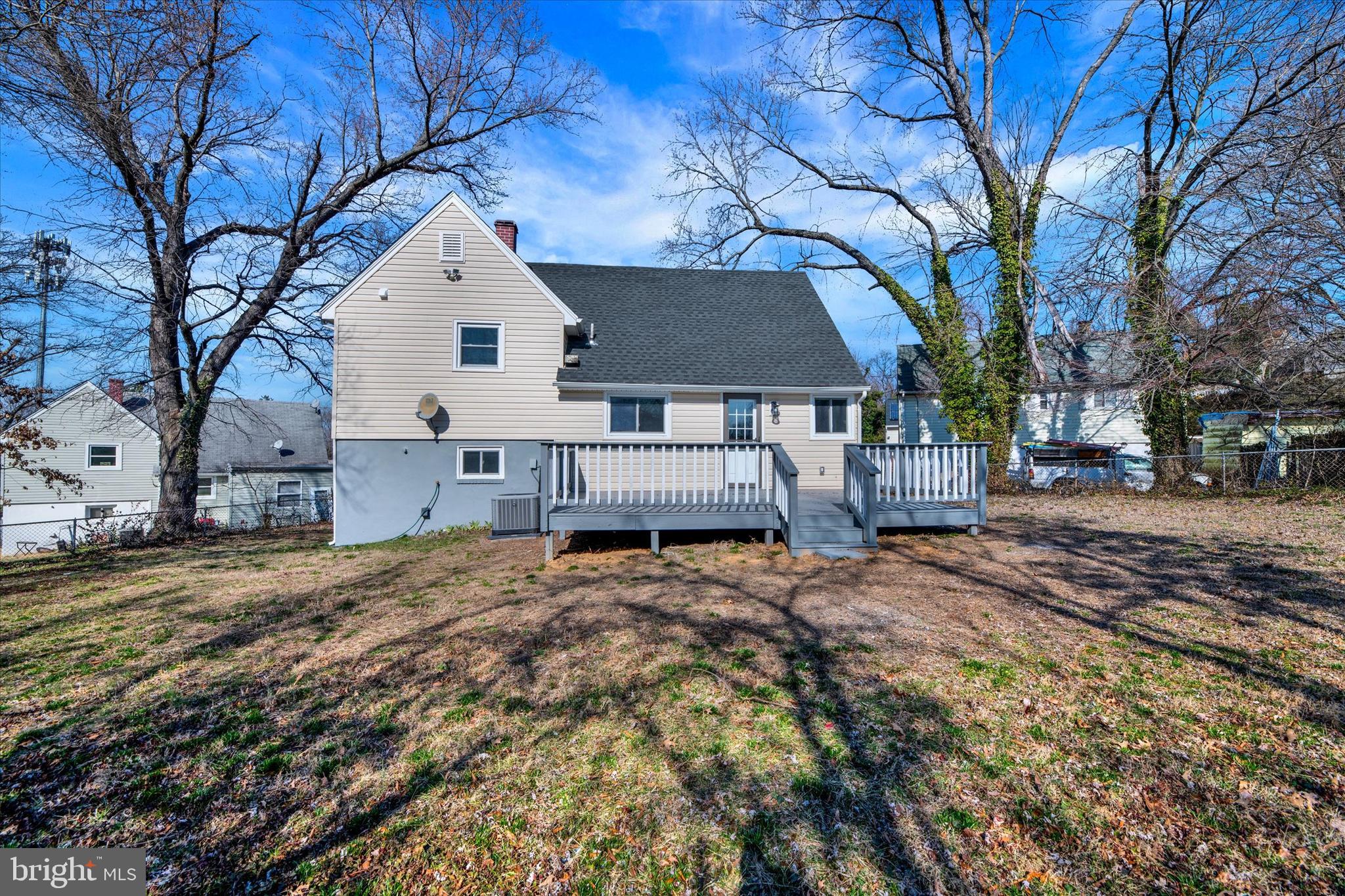 6015 Mustang Ct
