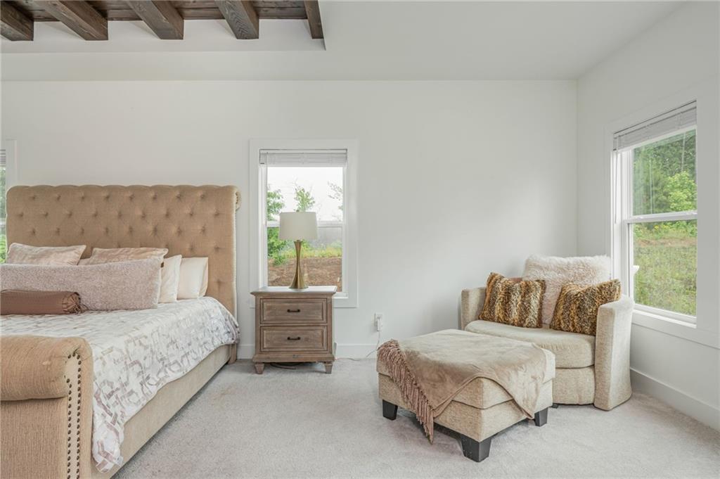 1011 Ridgeview Road