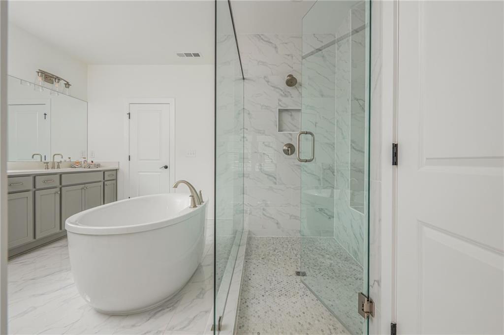 1011 Ridgeview Road