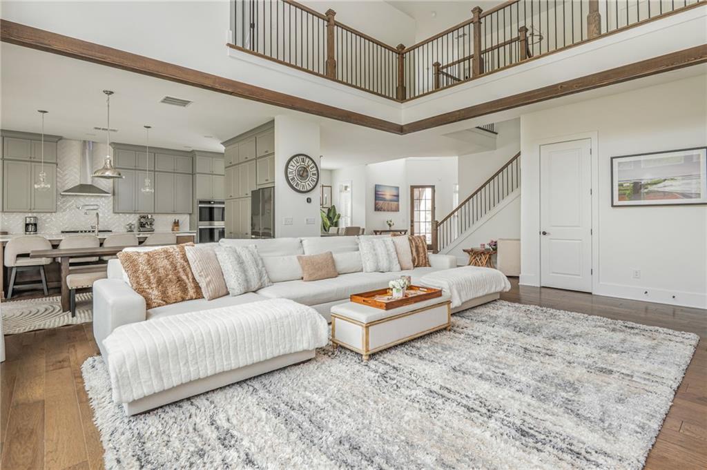 1011 Ridgeview Road