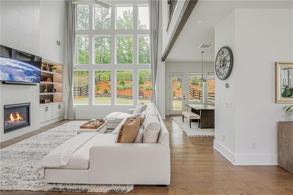 1011 Ridgeview Road