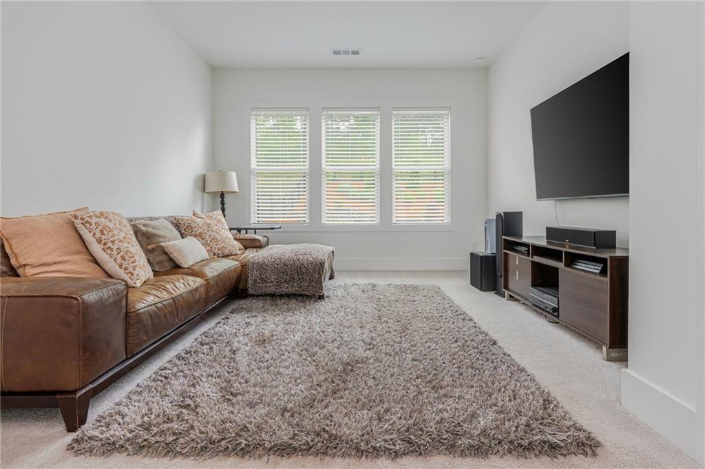 1011 Ridgeview Road