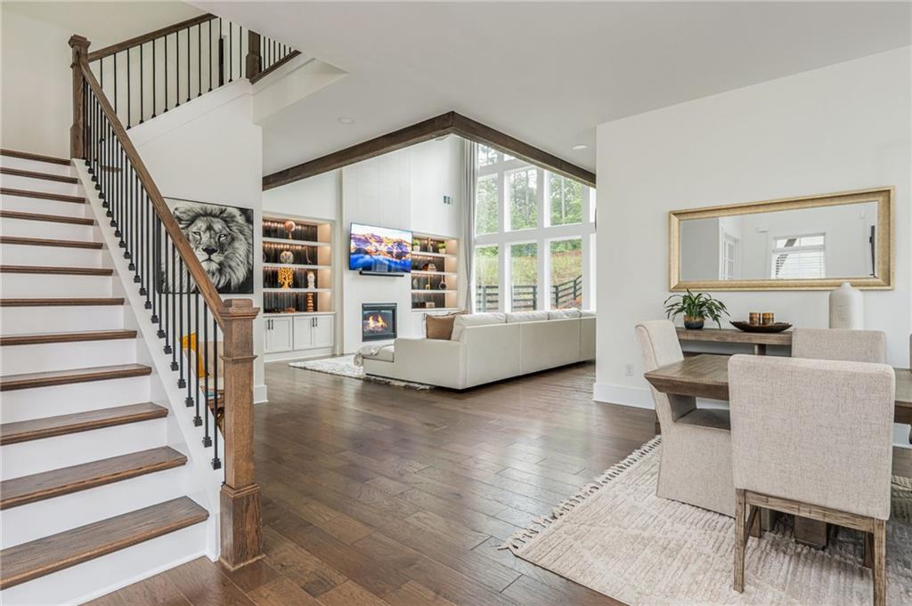 1011 Ridgeview Road