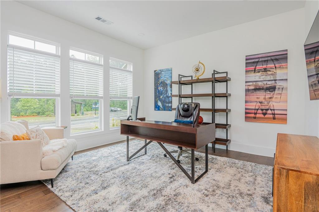 1011 Ridgeview Road