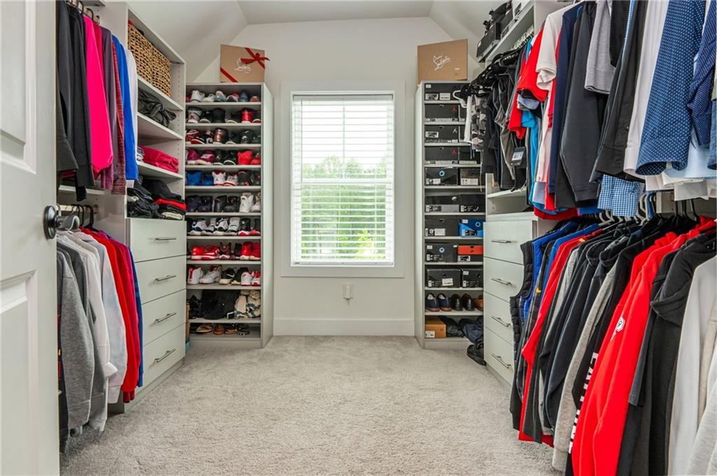 1011 Ridgeview Road