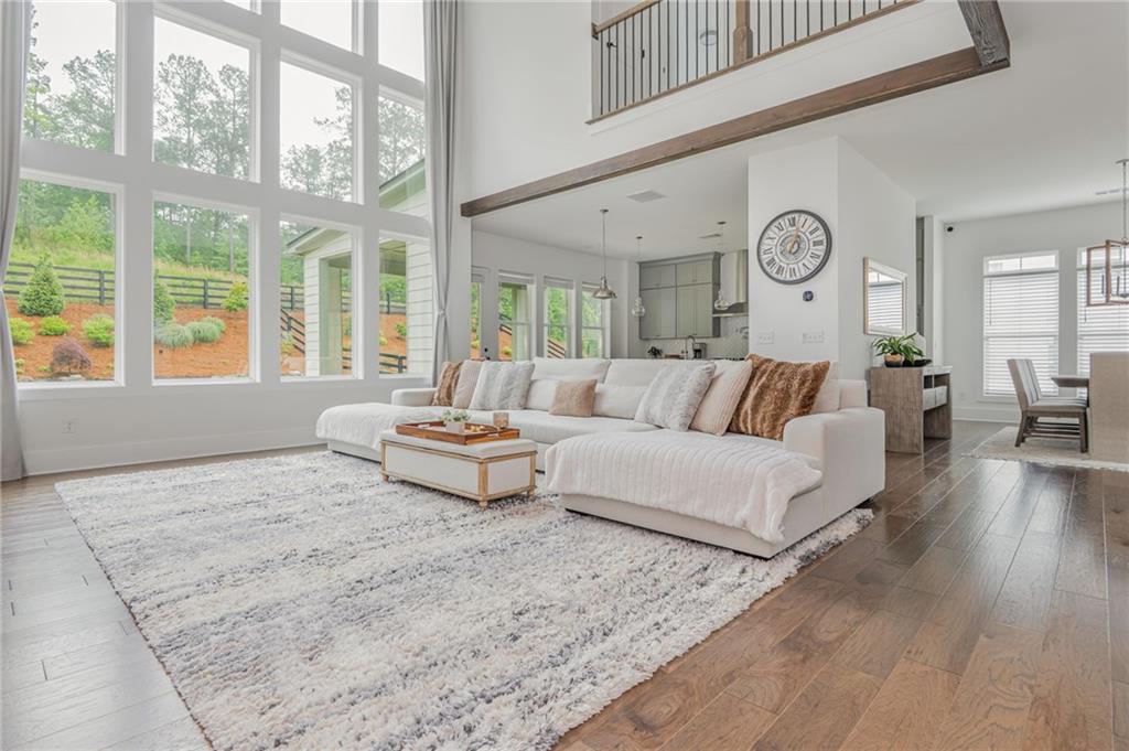 1011 Ridgeview Road