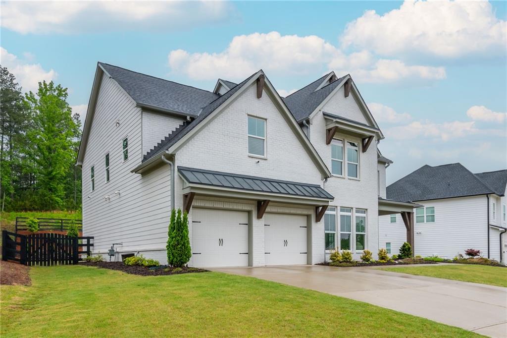 1011 Ridgeview Road
