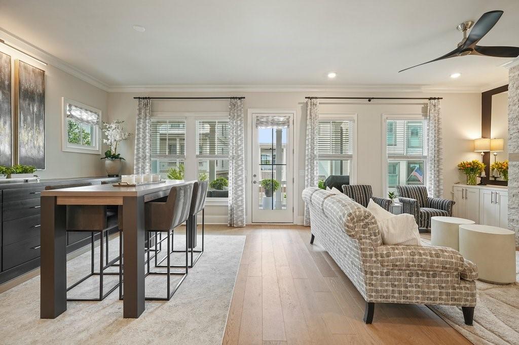 225 Anglin Walk