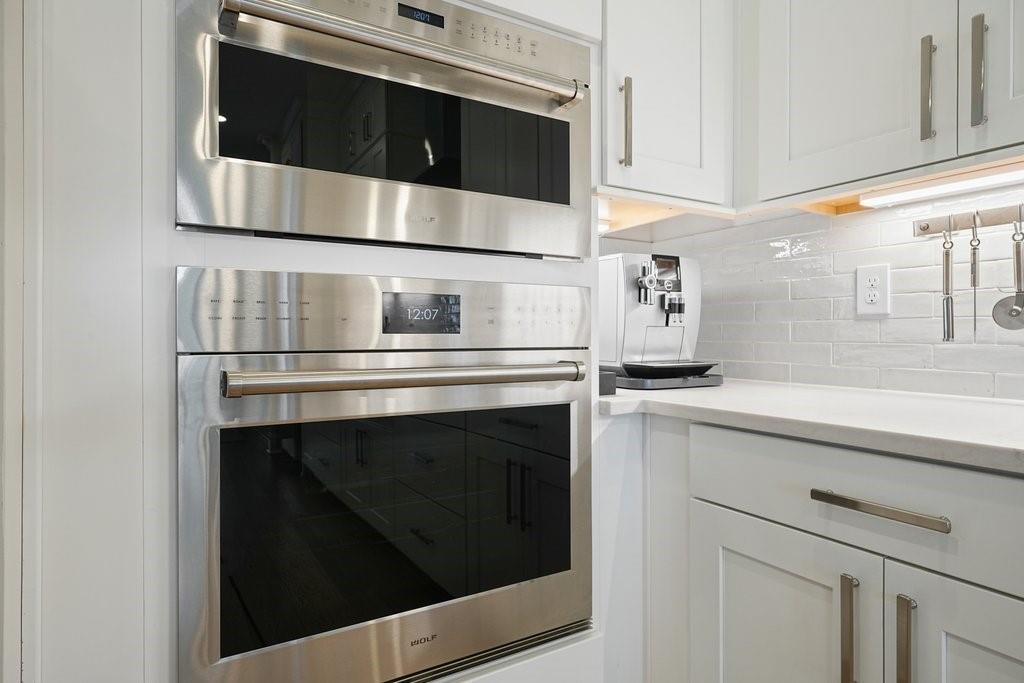 225 Anglin Walk