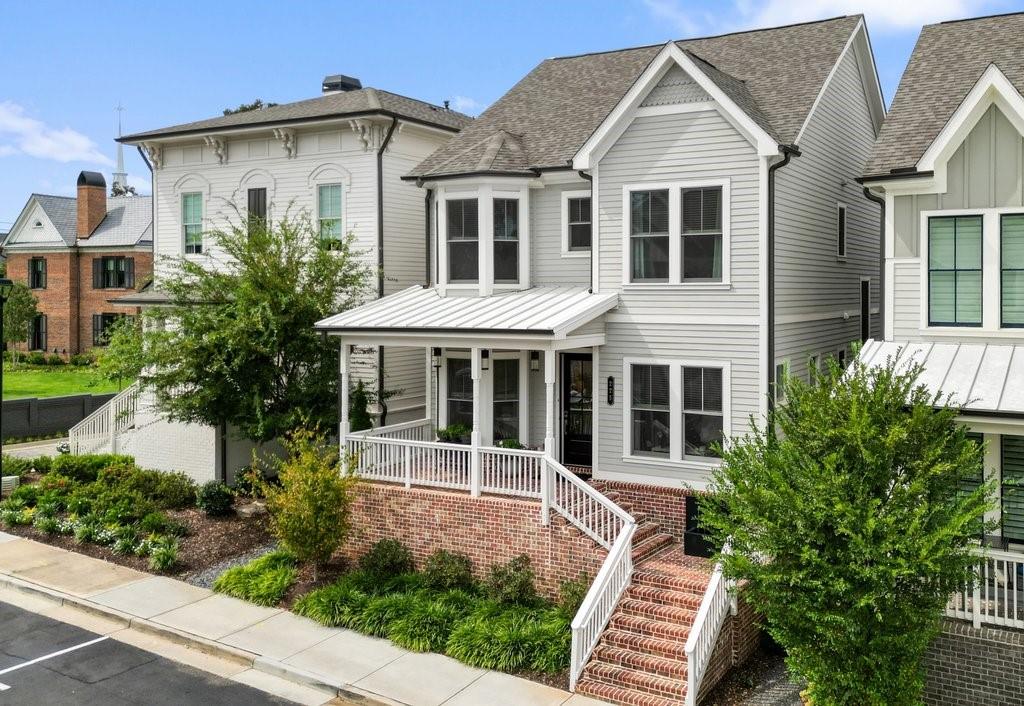 225 Anglin Walk