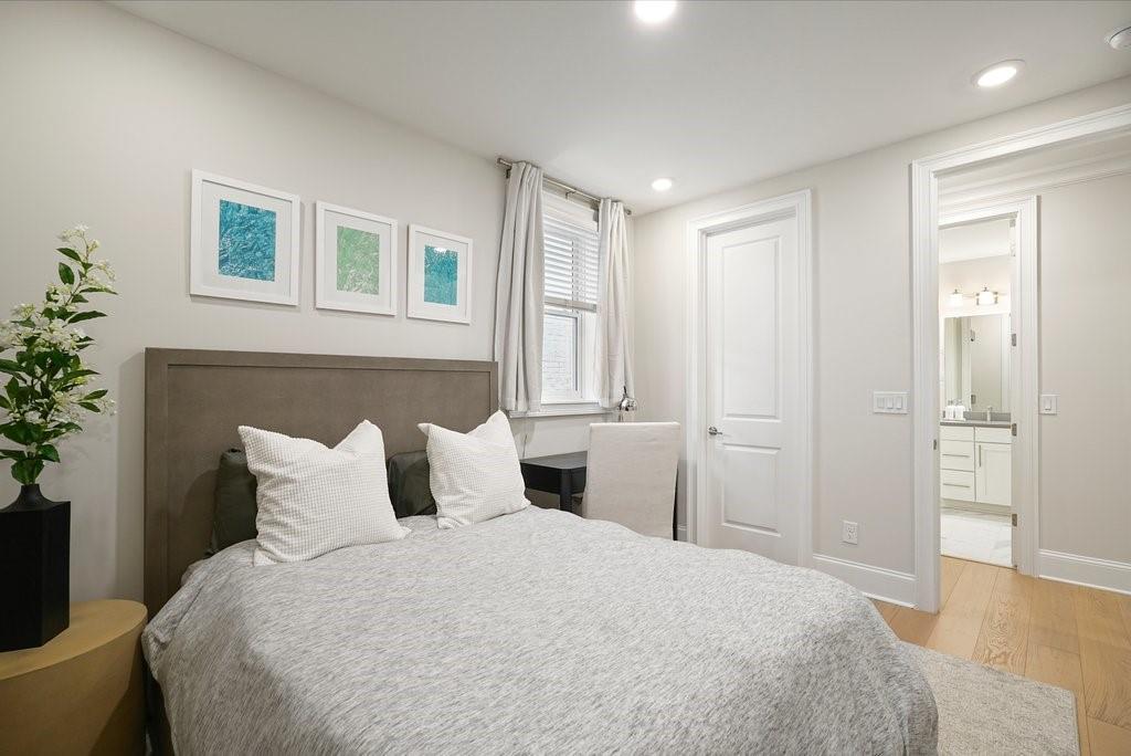 225 Anglin Walk