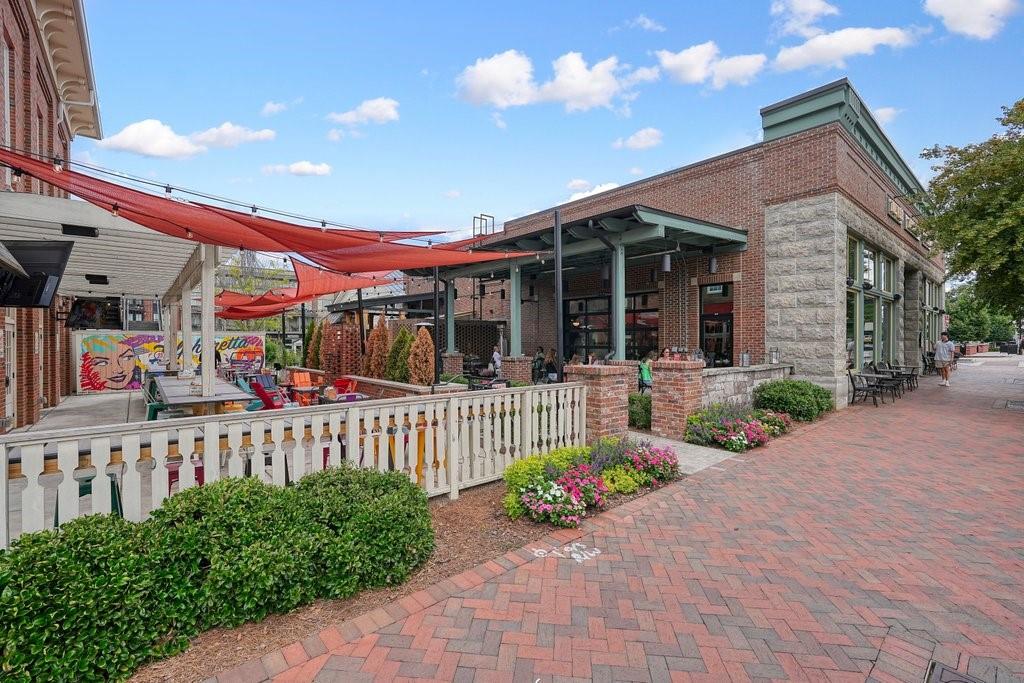 225 Anglin Walk