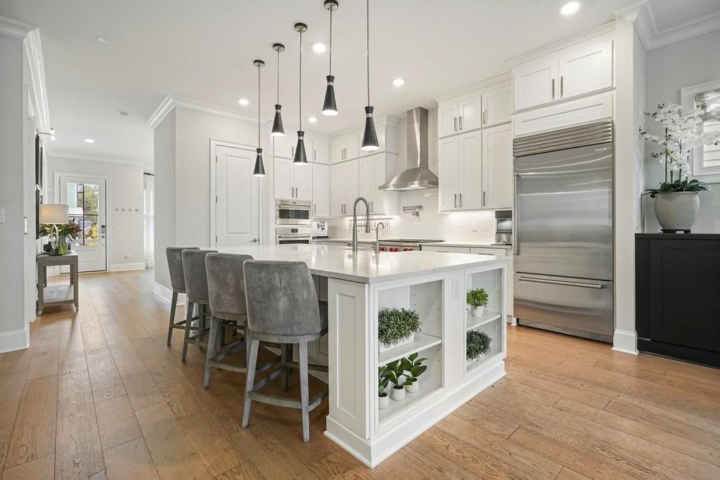 225 Anglin Walk