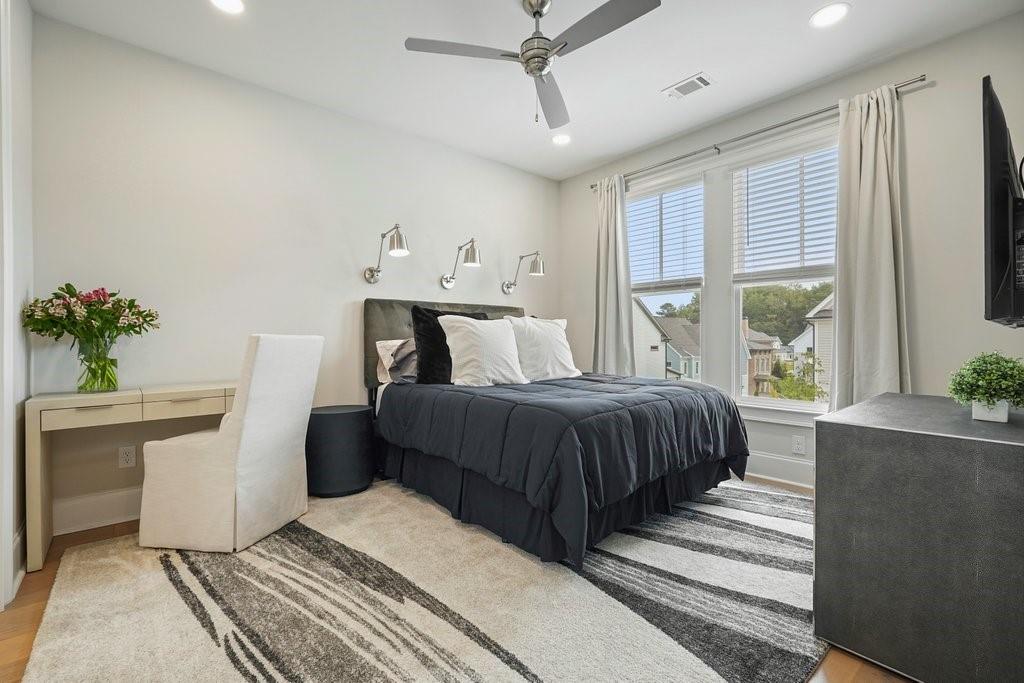 225 Anglin Walk