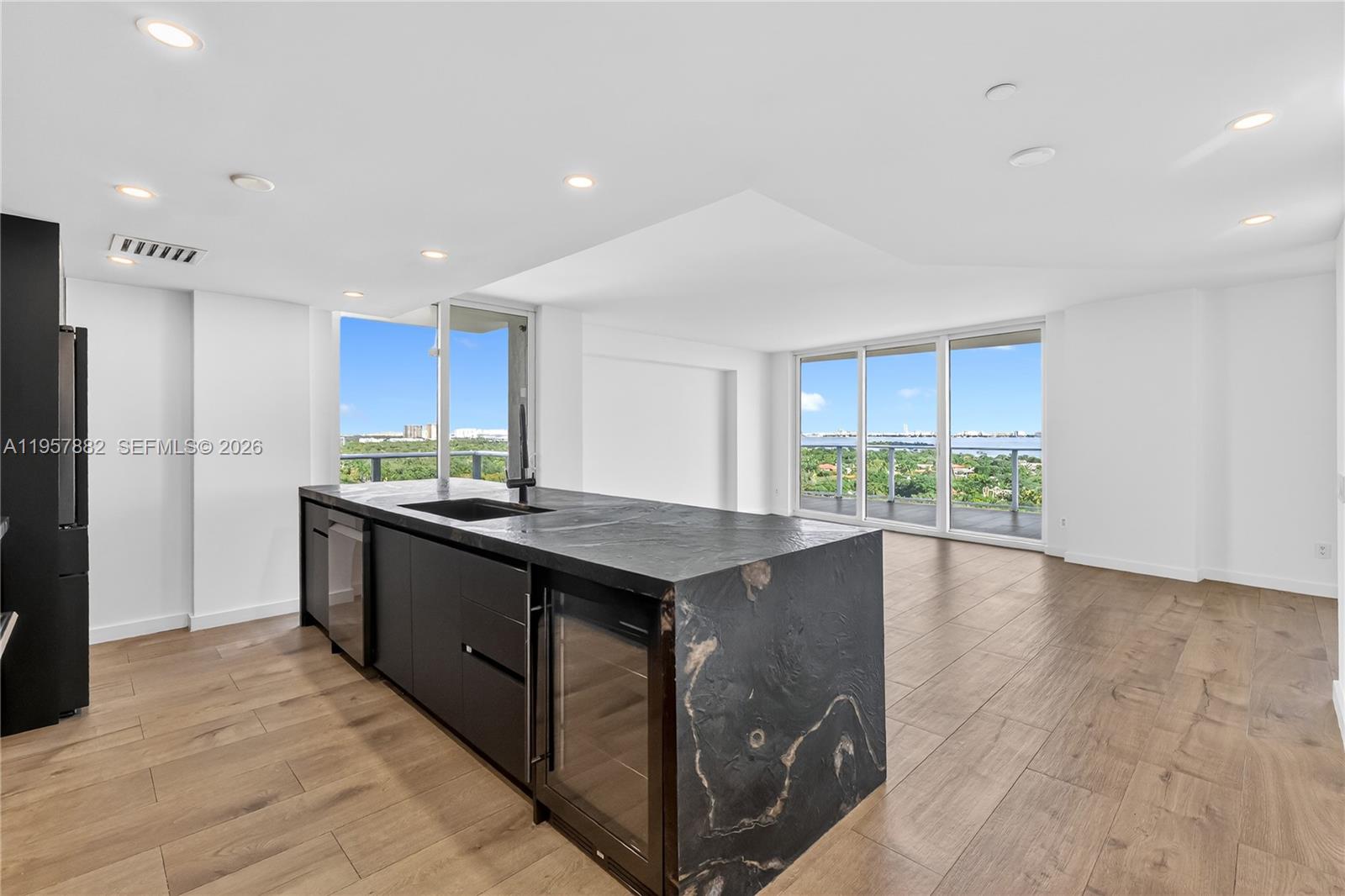 4250 Biscayne Blvd # 1502