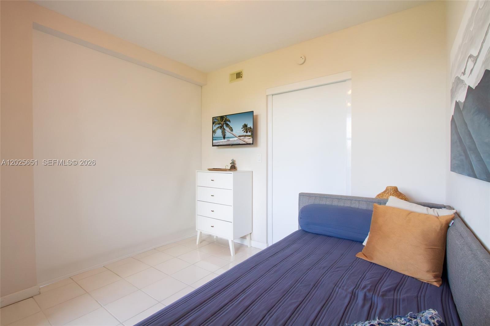 181 Crandon Blvd # 405