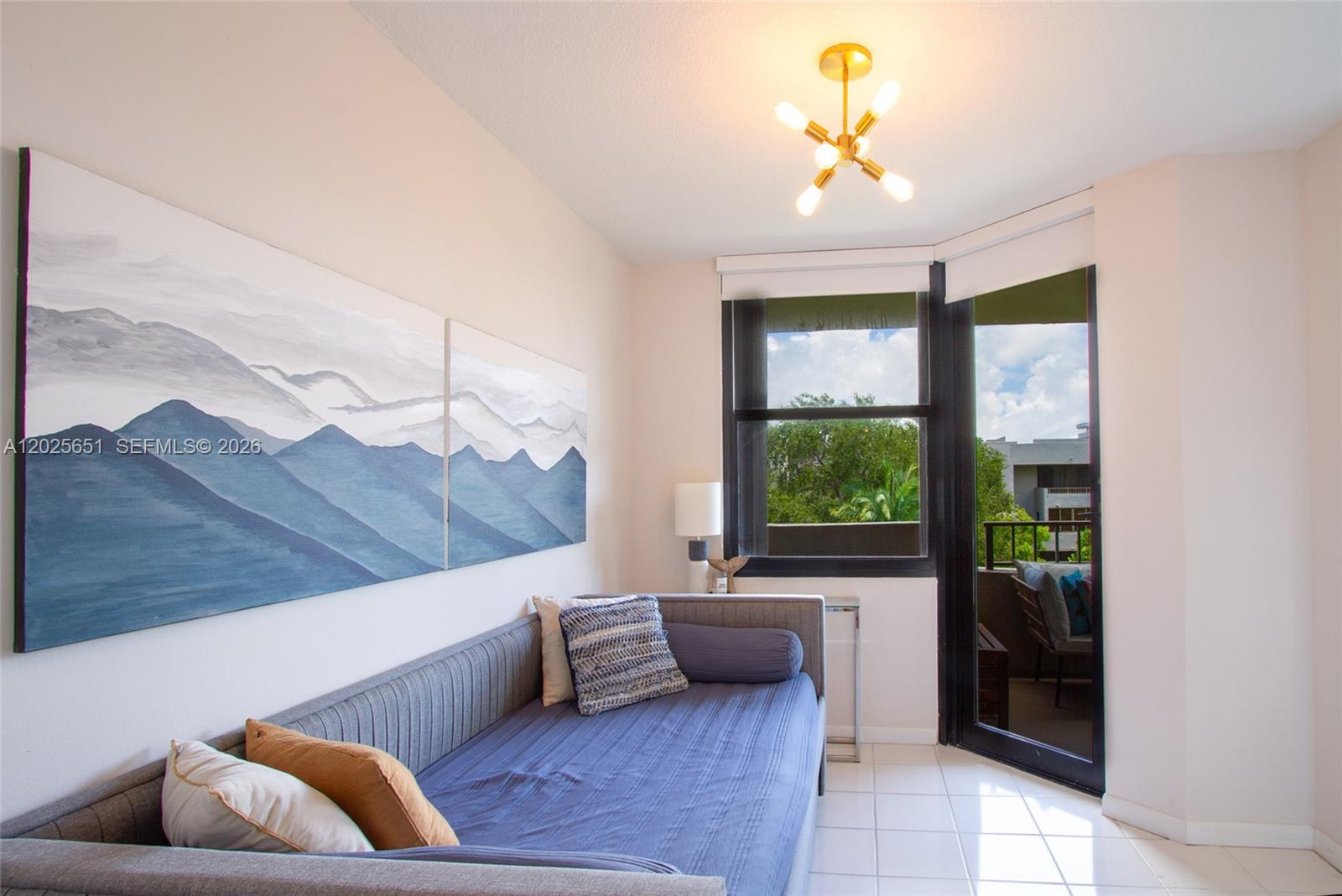 181 Crandon Blvd # 405