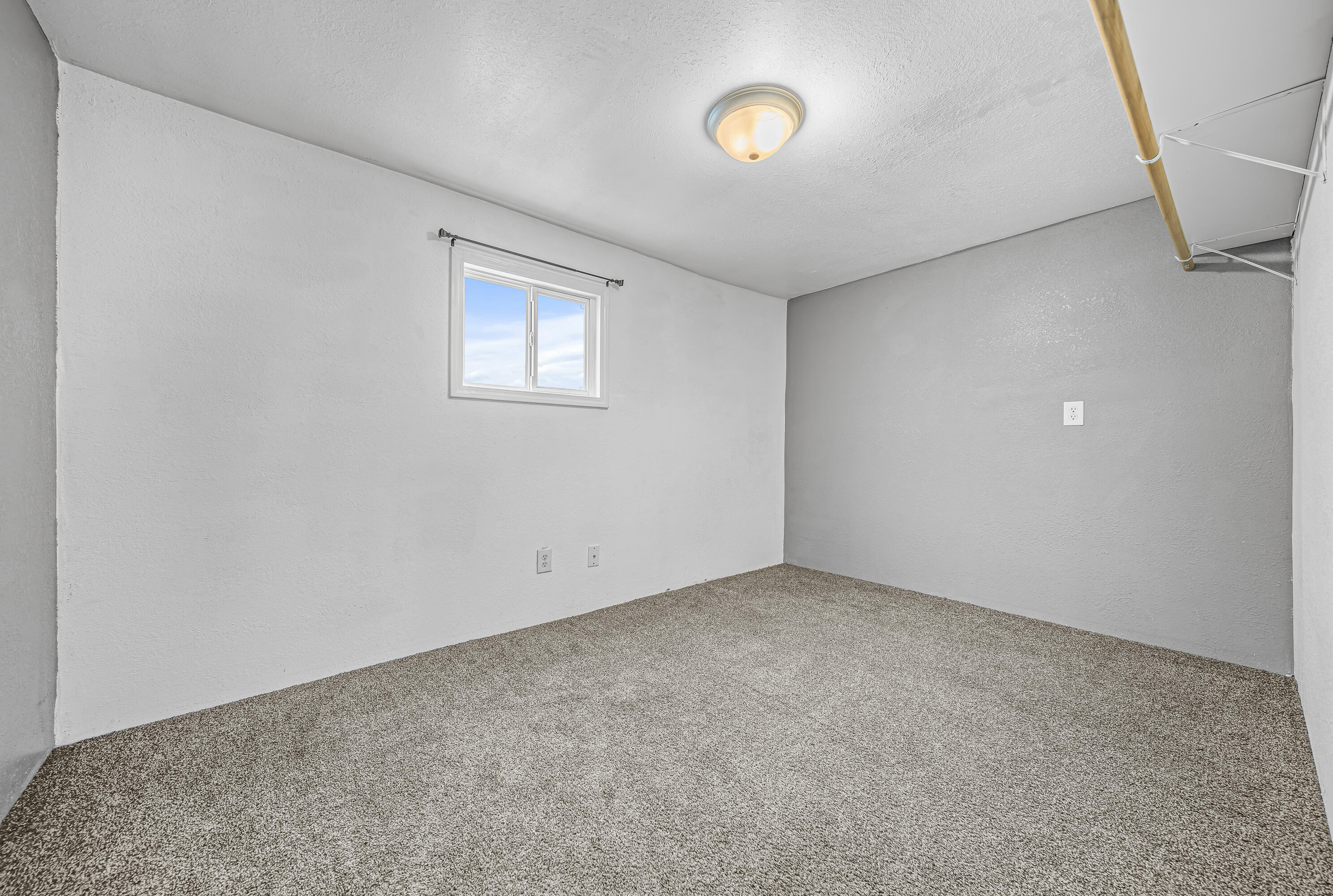 3265 Antelope Road, 42