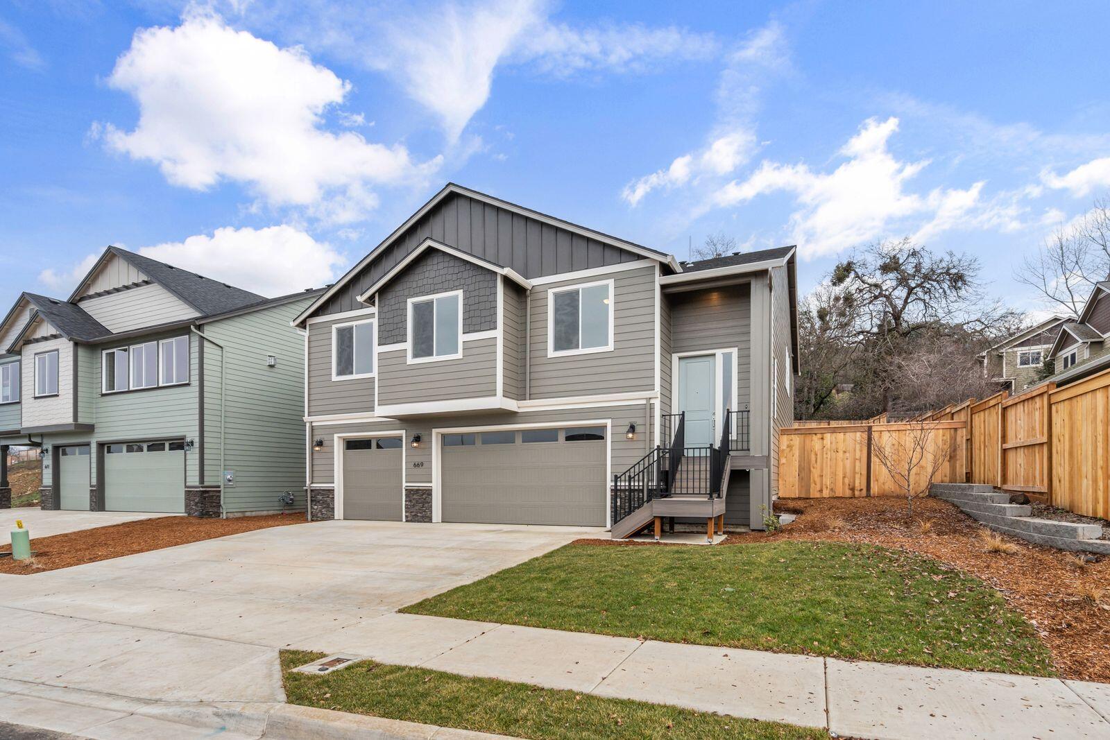 669 Old Waverly Way, 20