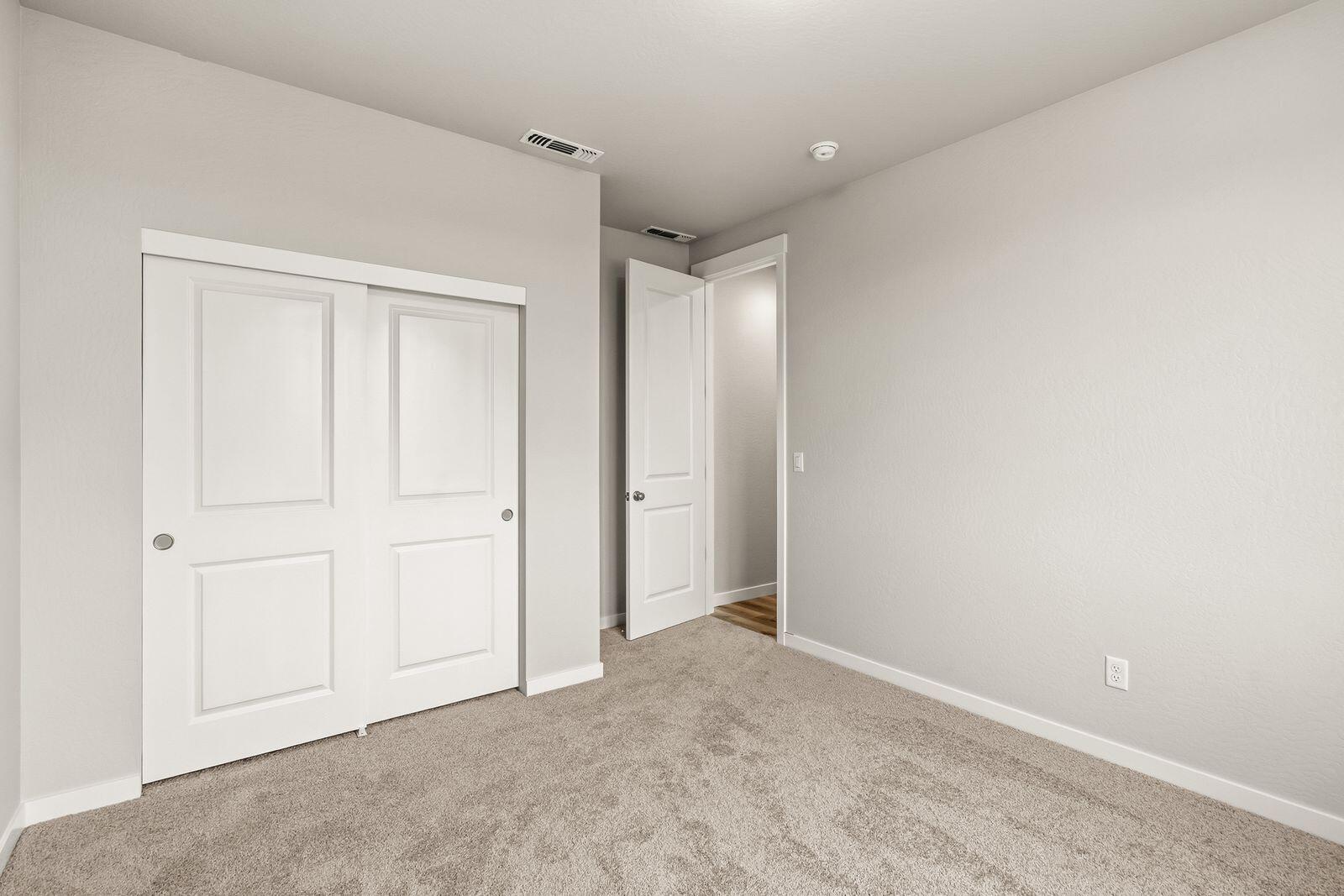 669 Old Waverly Way, 20