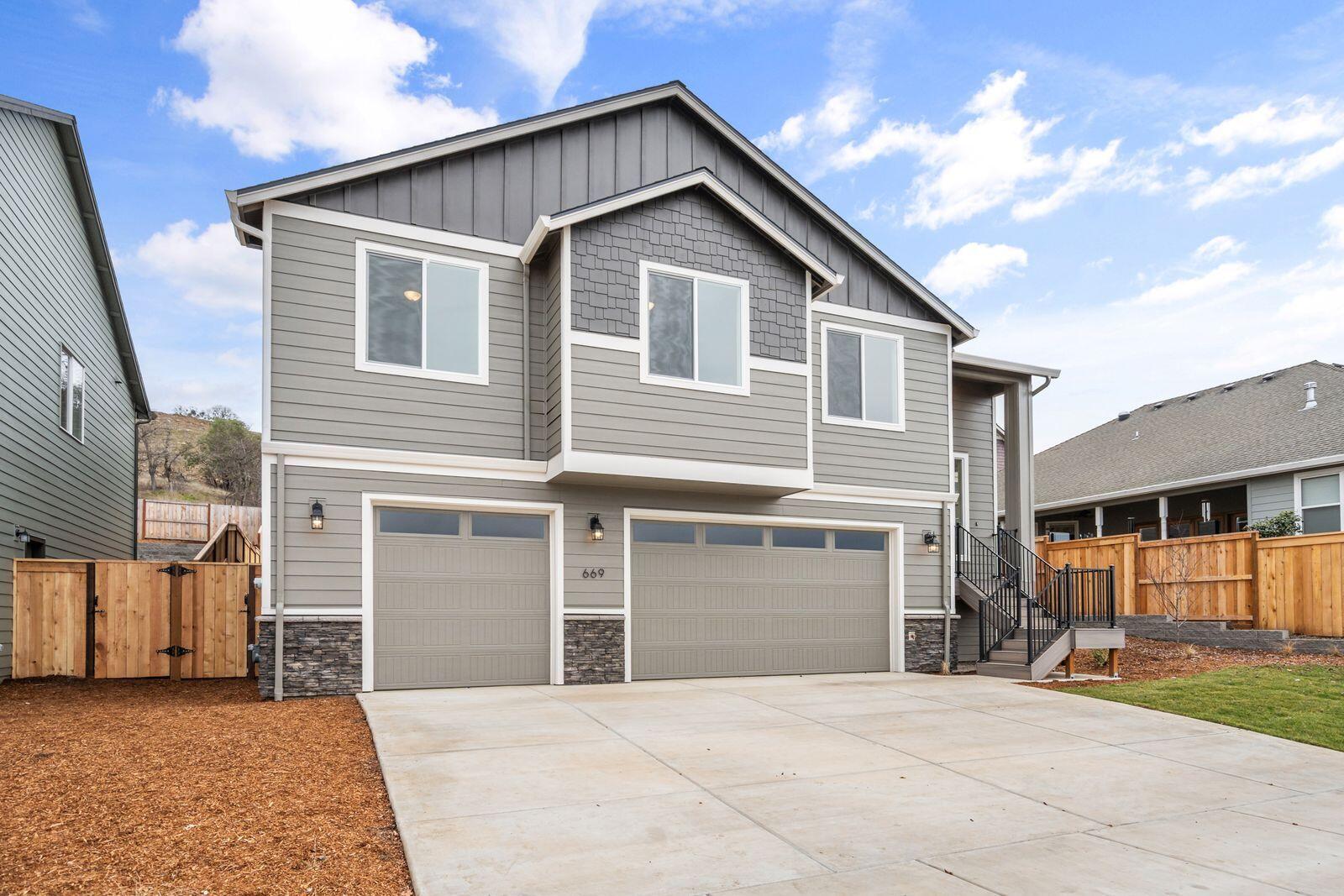 669 Old Waverly Way, 20