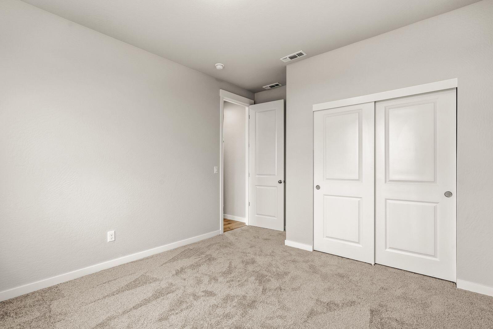 669 Old Waverly Way, 20