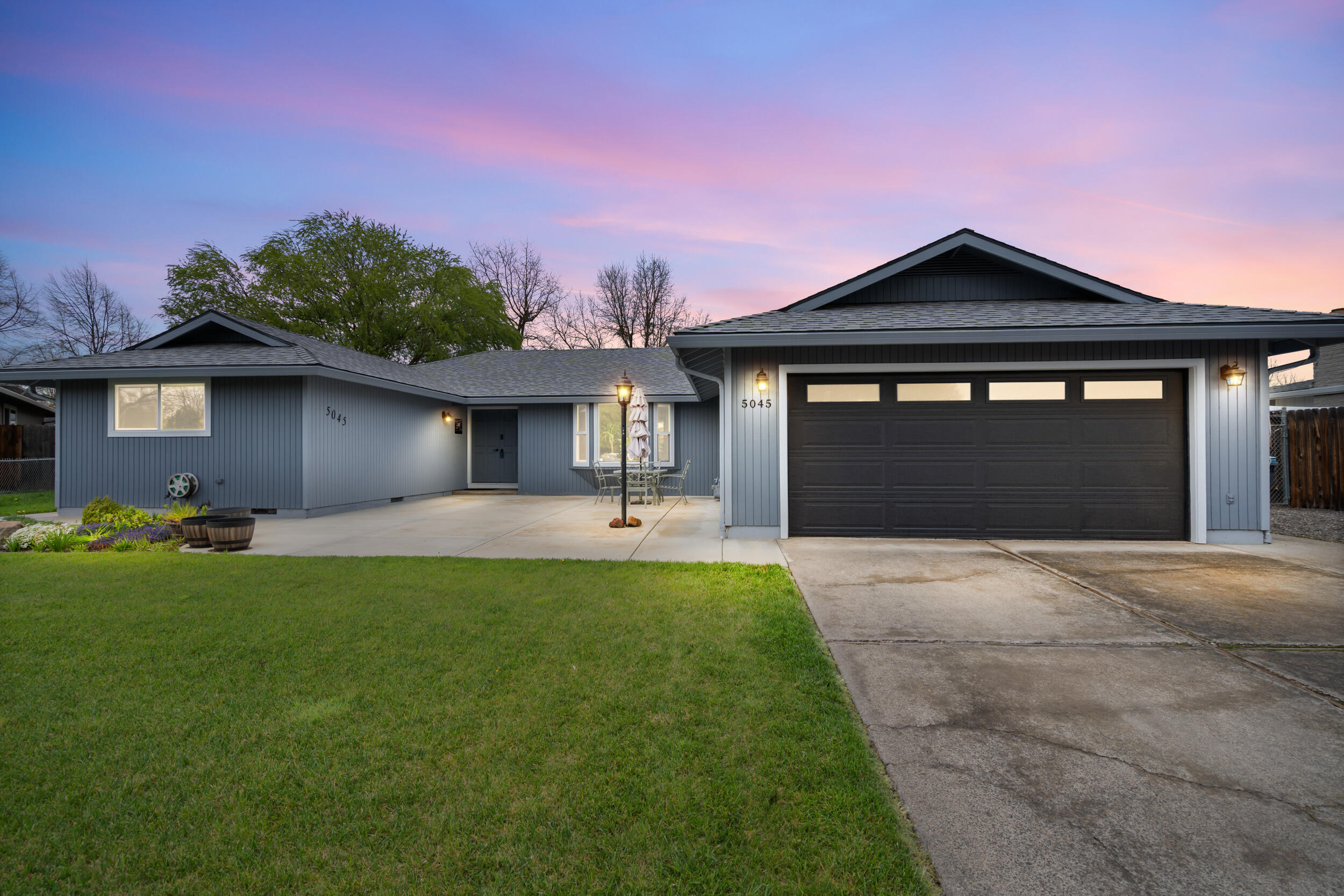 5045 Crestwood Avenue