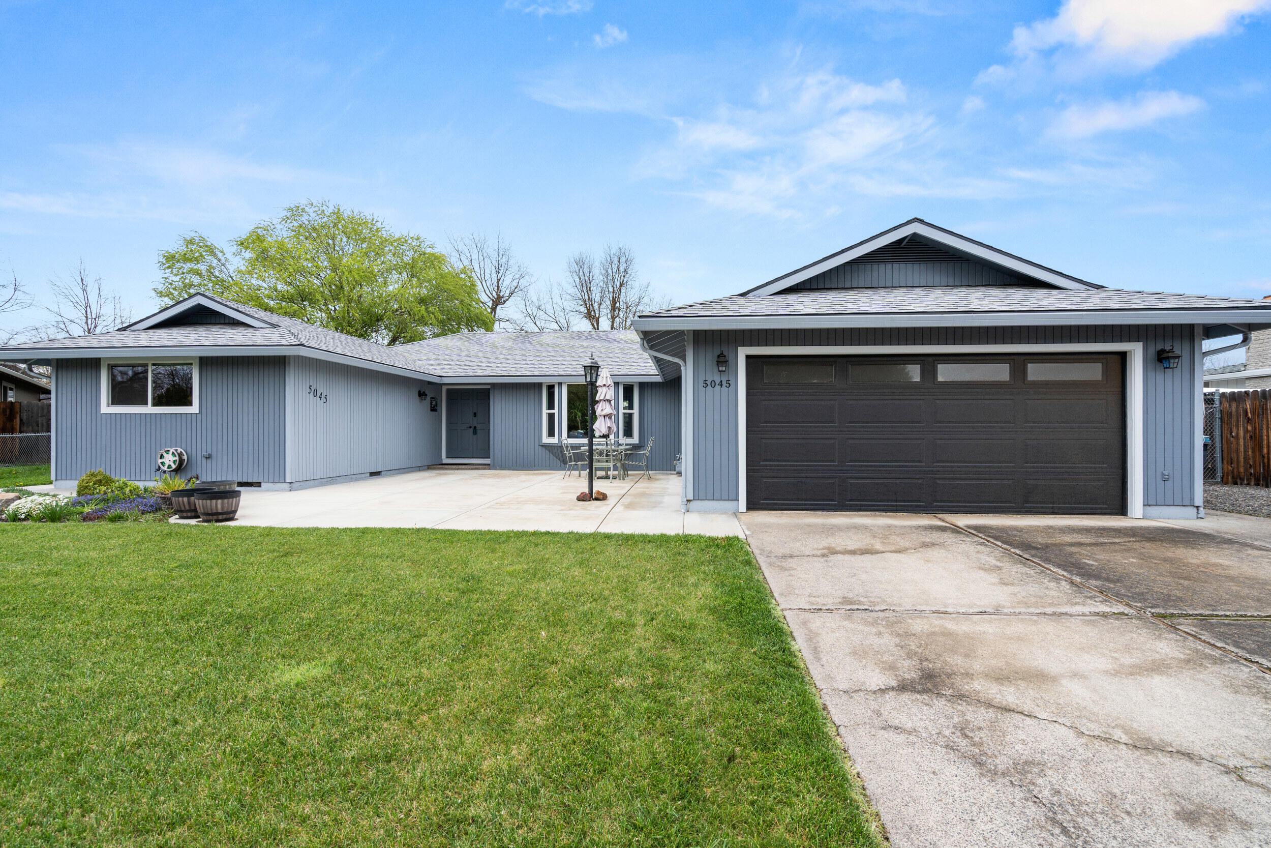 5045 Crestwood Avenue