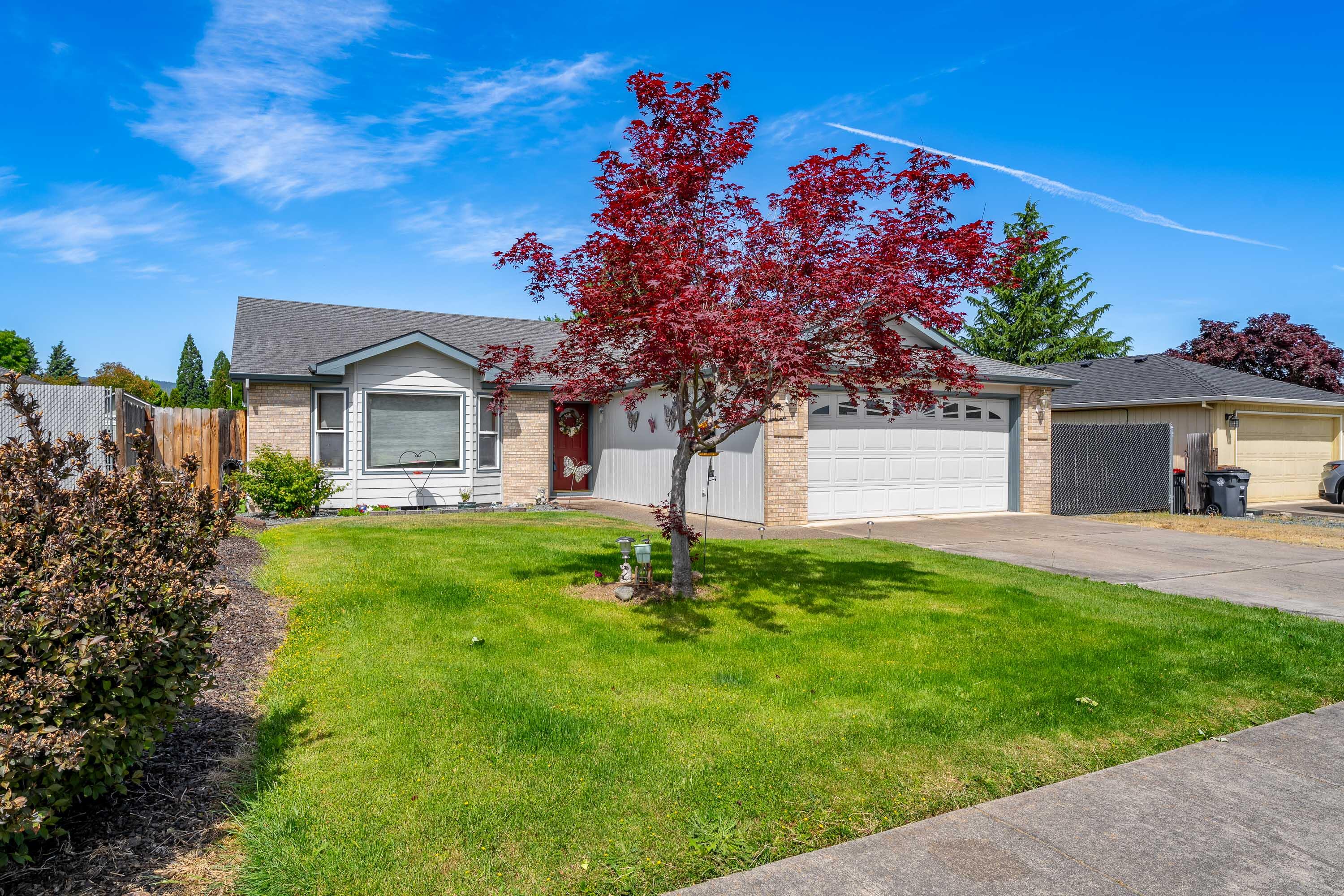 1219 Looking Glass Way