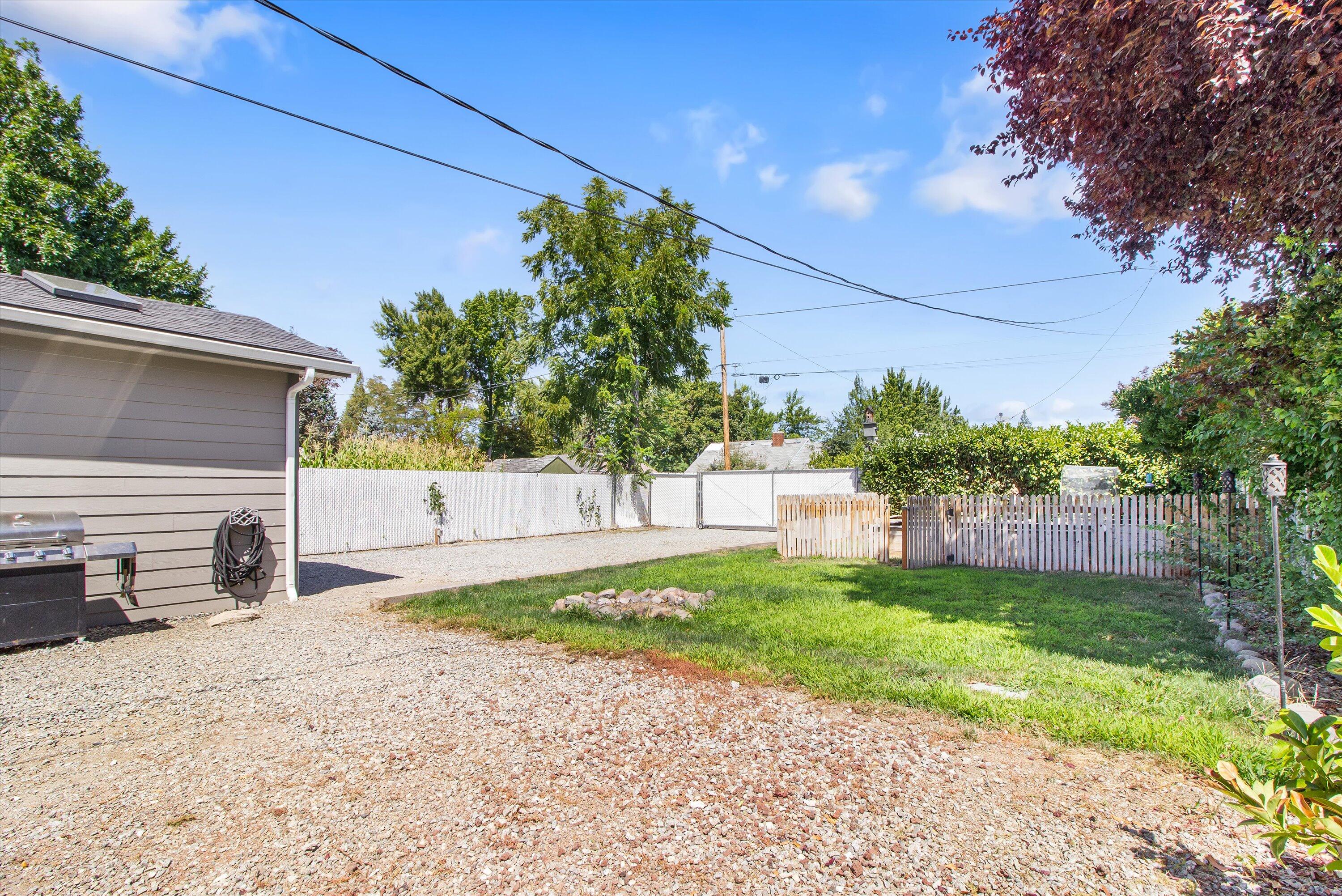 926 Murray Avenue