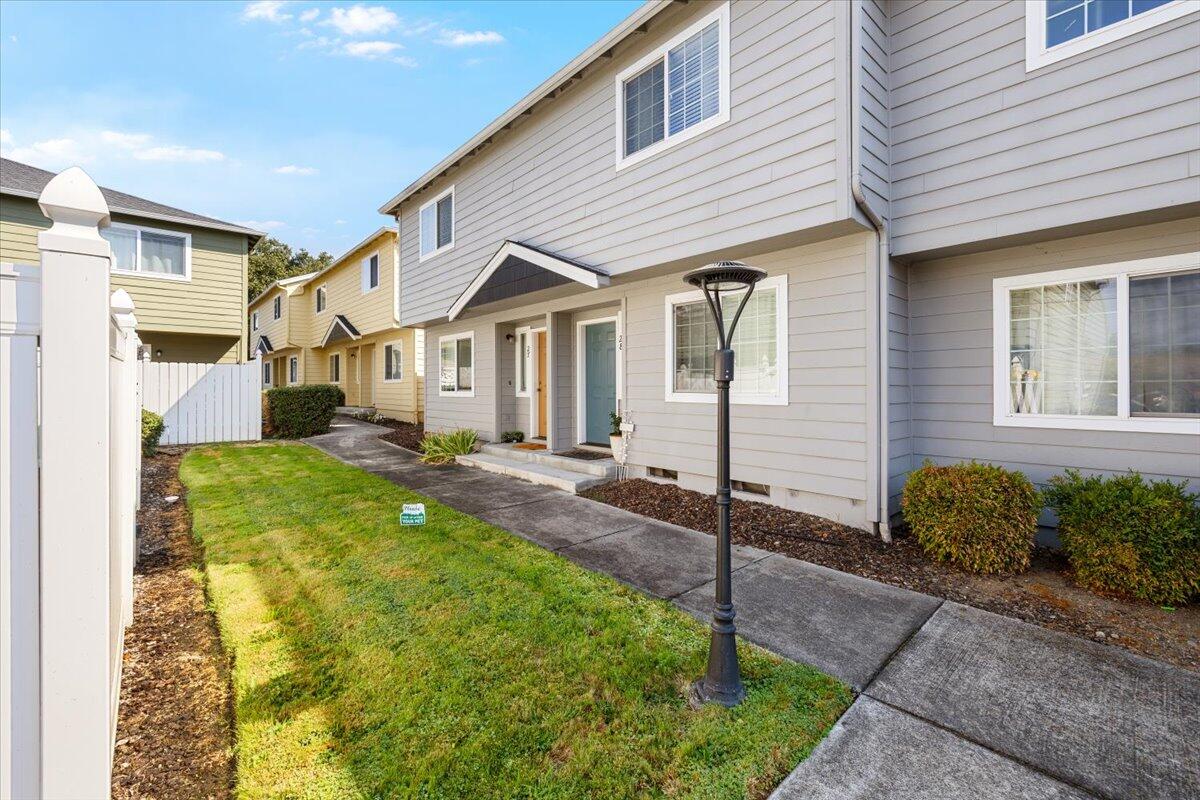 2030 Brookhurst Street, 28