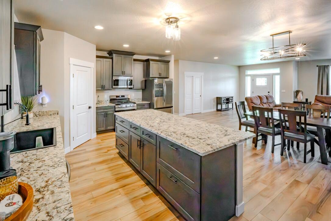 3775 Agate Meadows Court