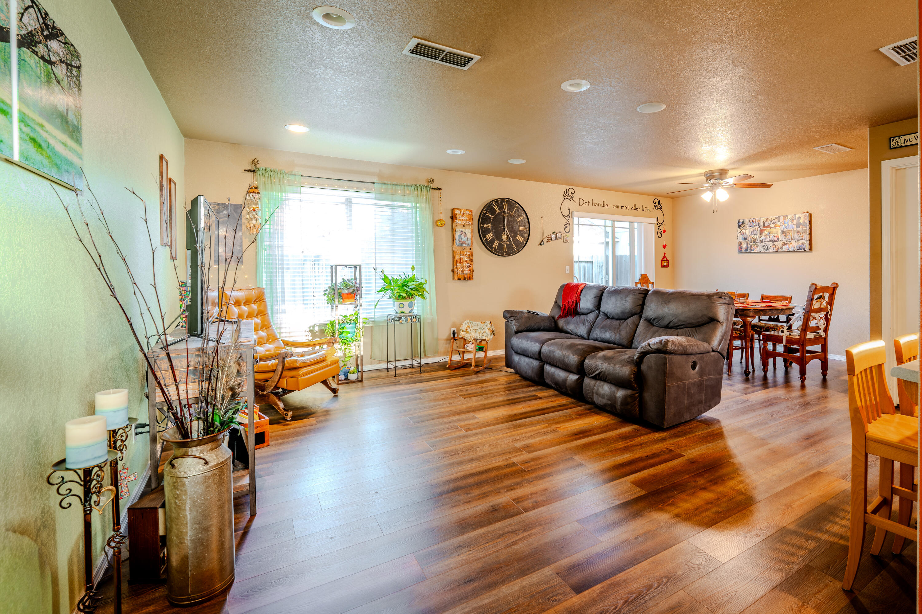 1307 SW Sturgeon Court