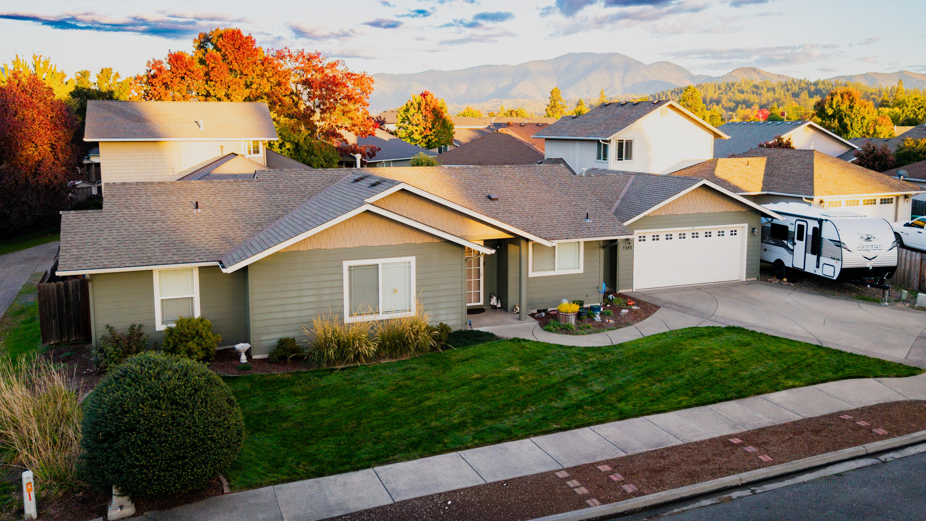 1307 SW Sturgeon Court