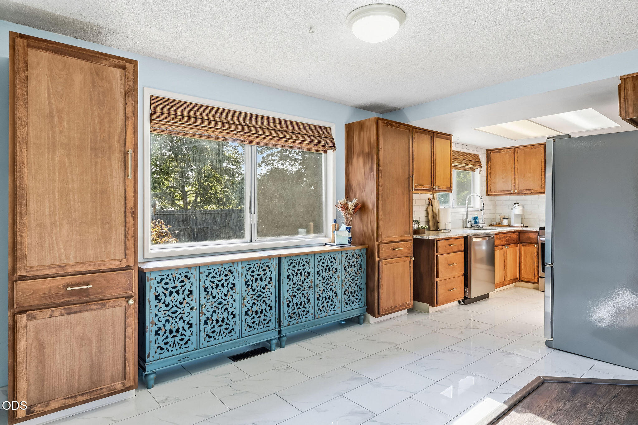832 La Loma Drive