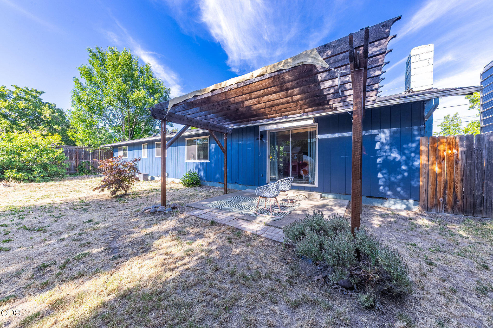 832 La Loma Drive