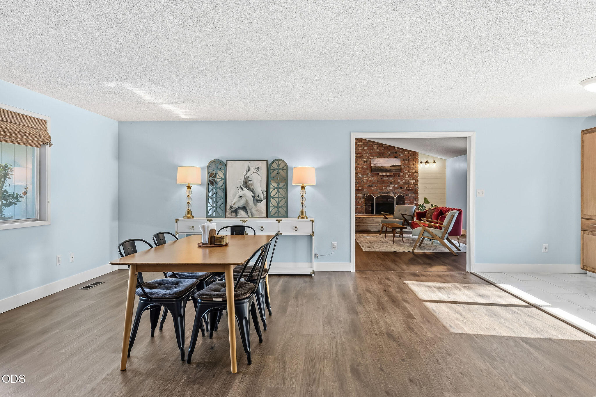 832 La Loma Drive