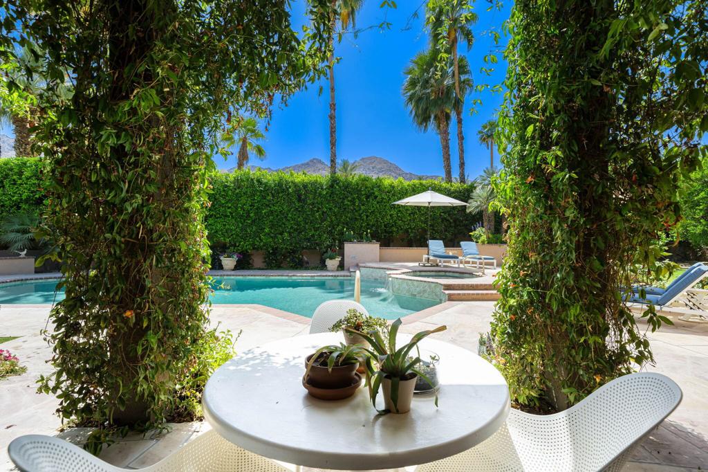 77085 Sandpiper Drive