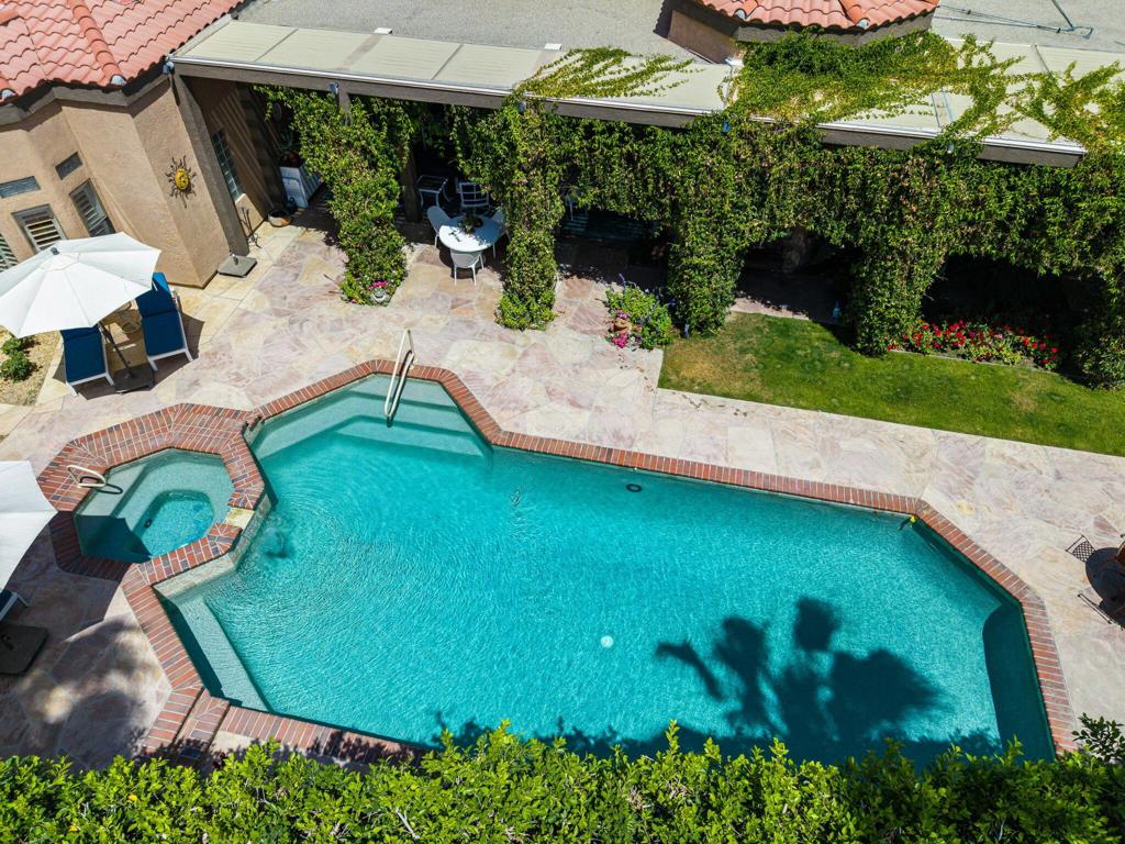 77085 Sandpiper Drive