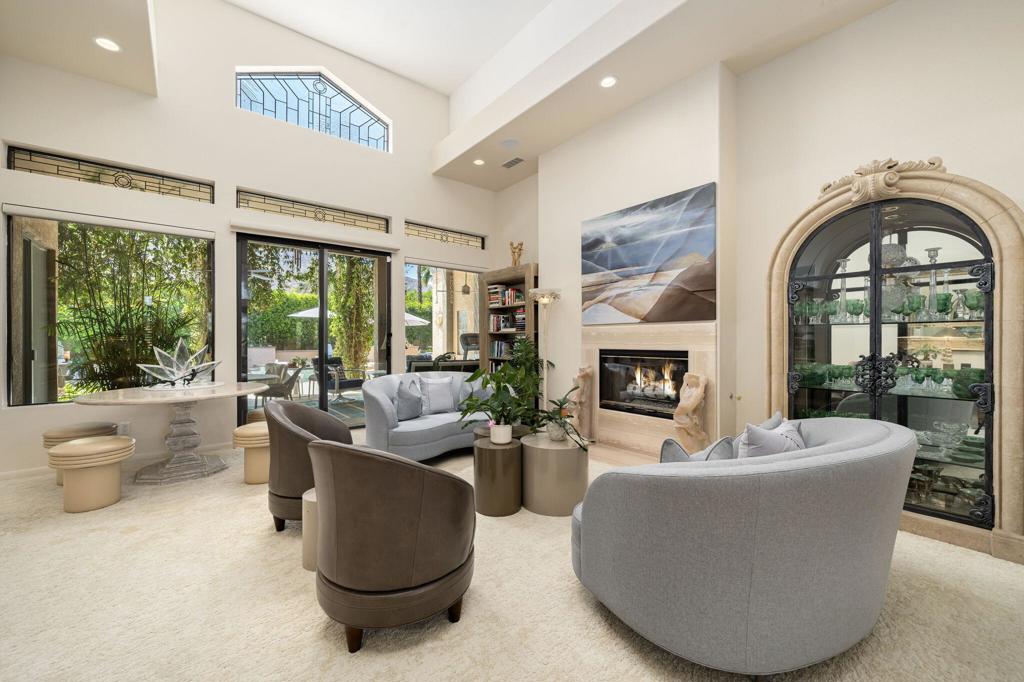 77085 Sandpiper Drive