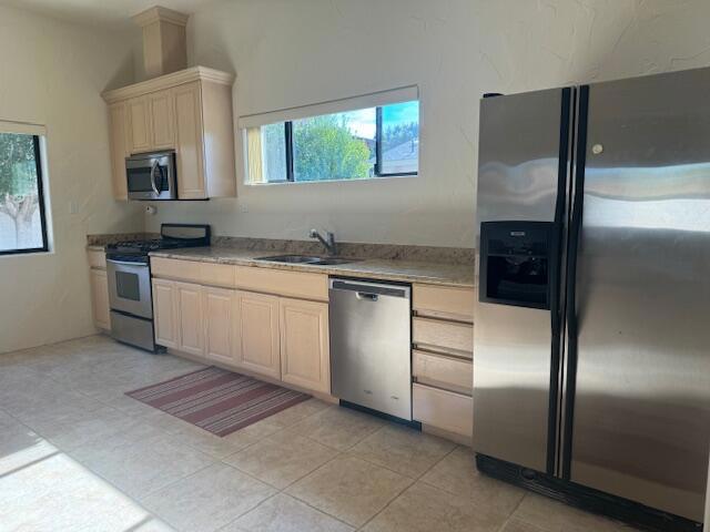 77555 Delaware Place