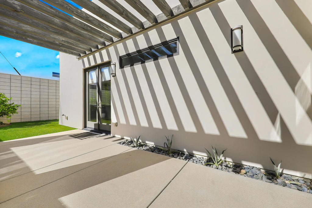 53825 Avenida Ramirez