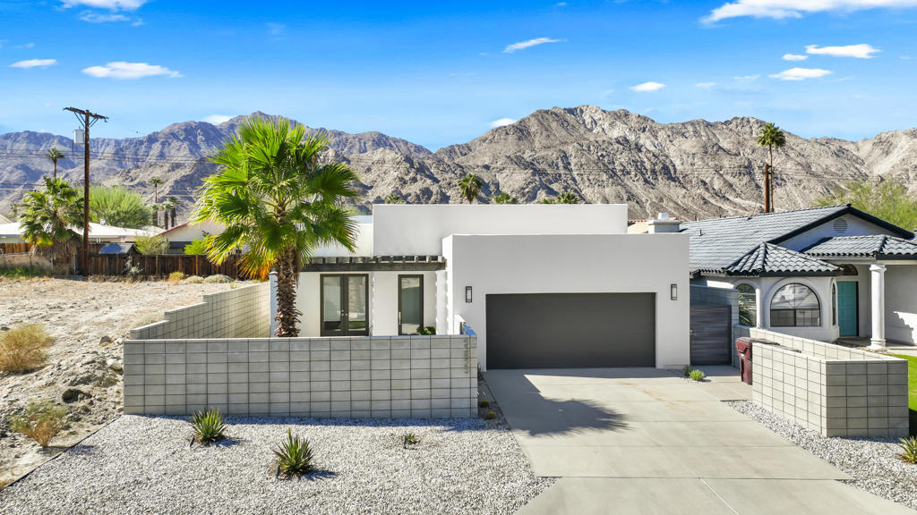 53825 Avenida Ramirez