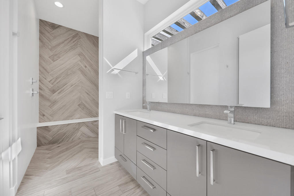 53825 Avenida Ramirez