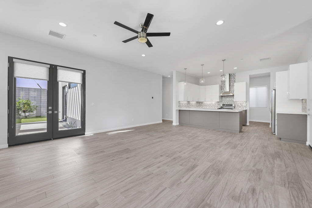 53825 Avenida Ramirez